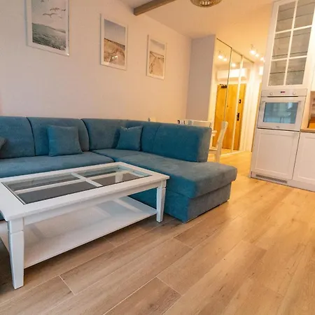 Dar Pomorza 20m Do Plazy Ustronie Apartment